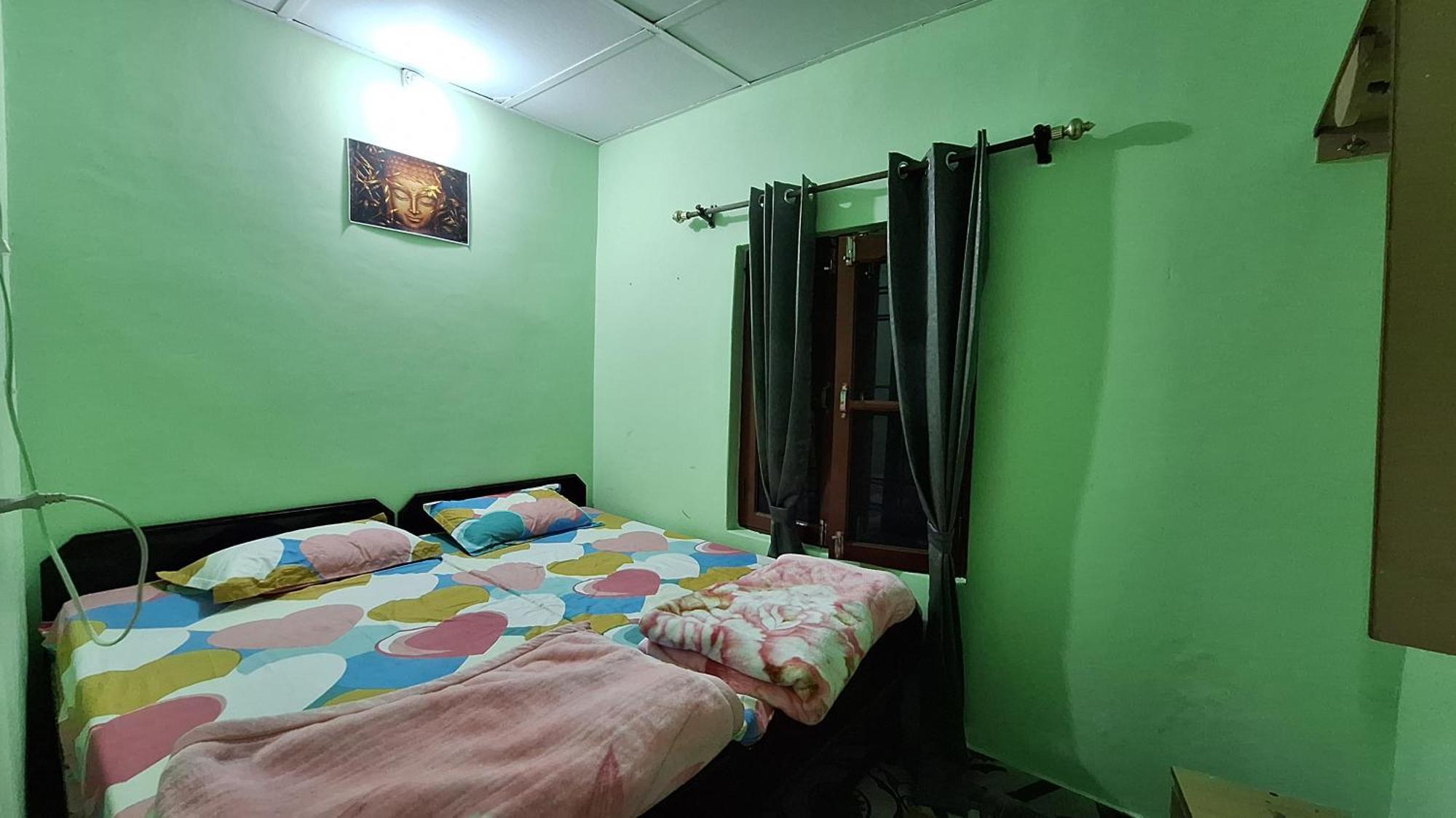 Tathastu Bir -Homestay ,Dorm,Hostel Eksteriør billede
