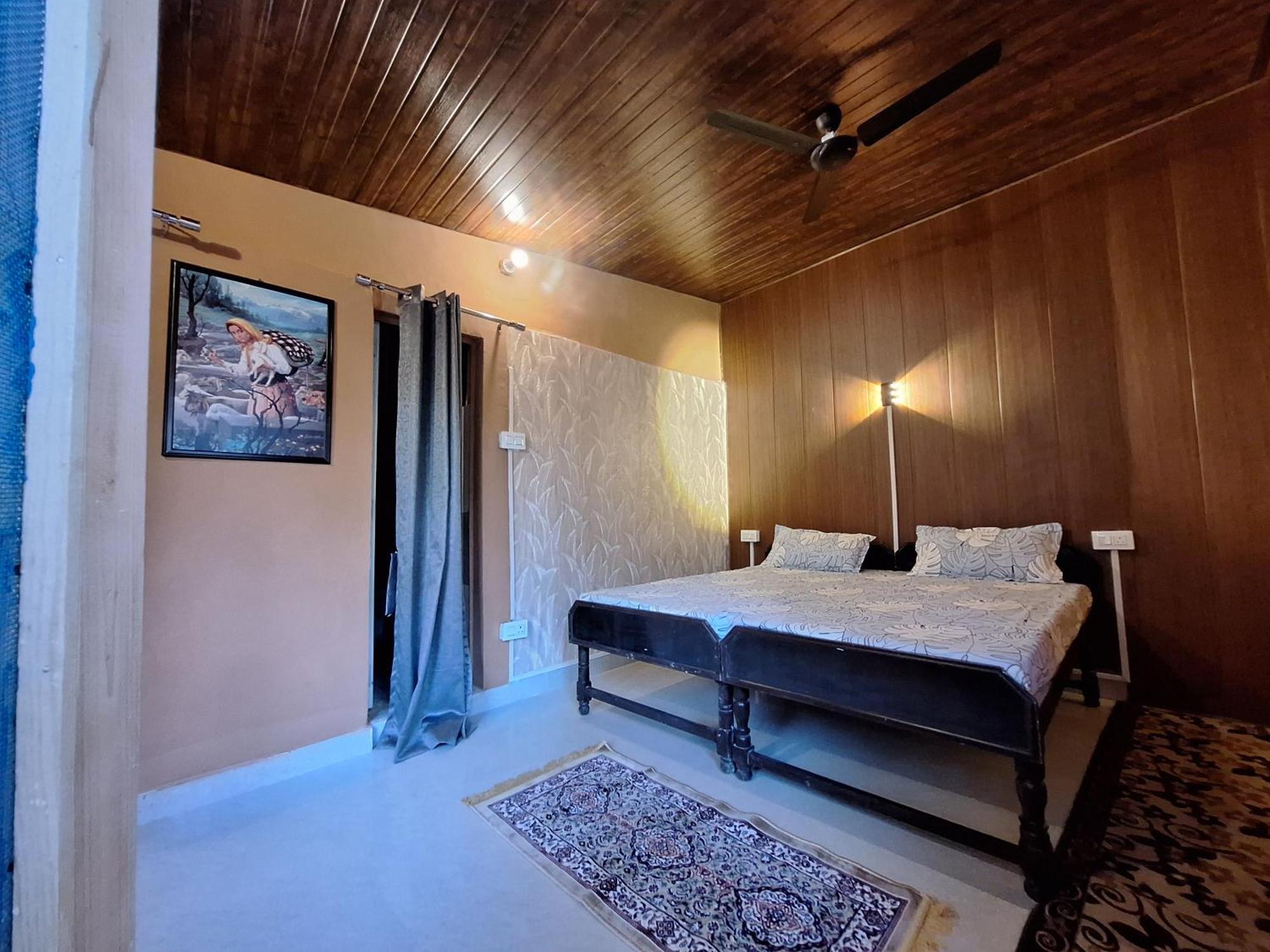 Tathastu Bir -Homestay ,Dorm,Hostel Eksteriør billede
