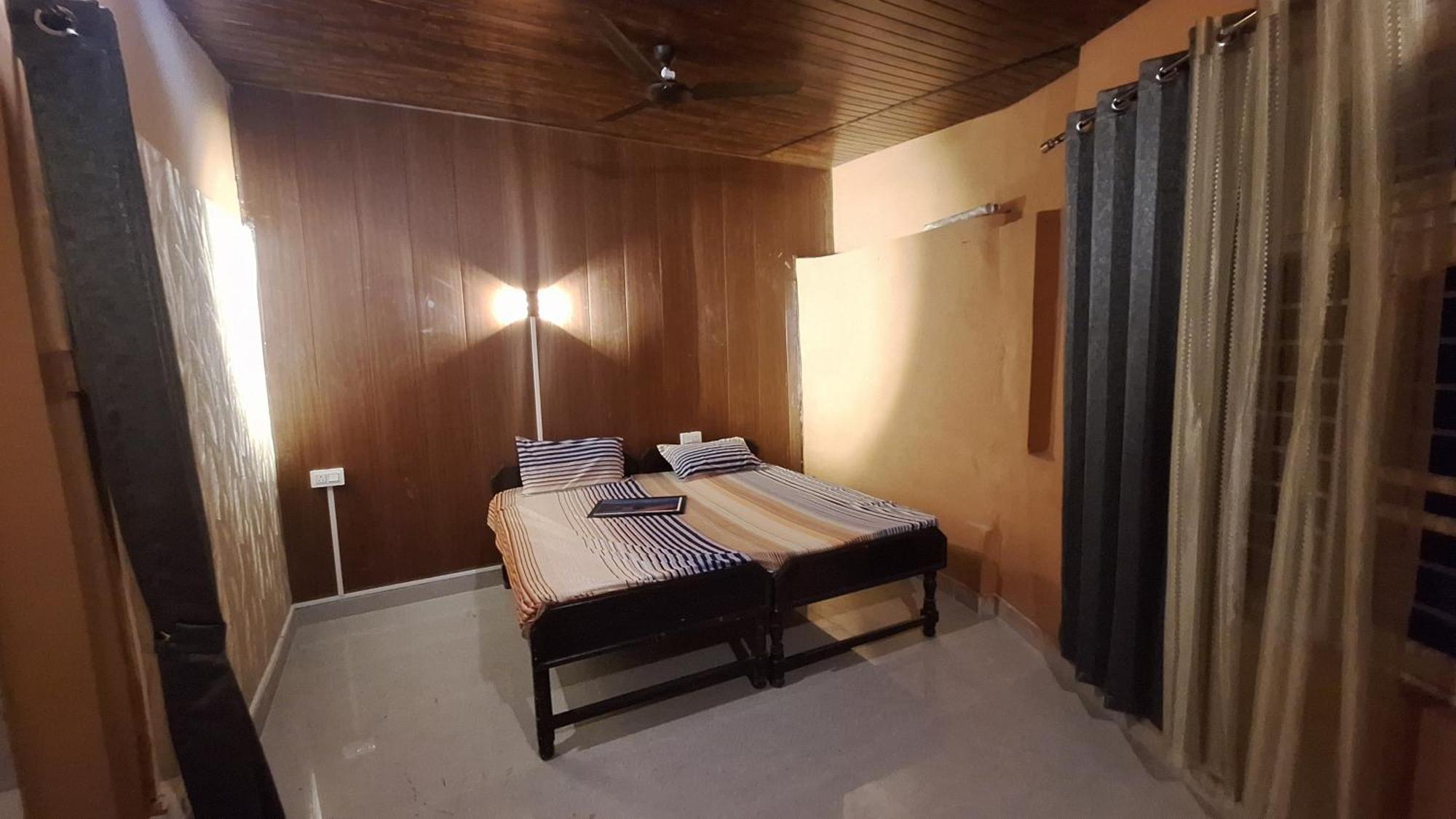 Tathastu Bir -Homestay ,Dorm,Hostel Eksteriør billede