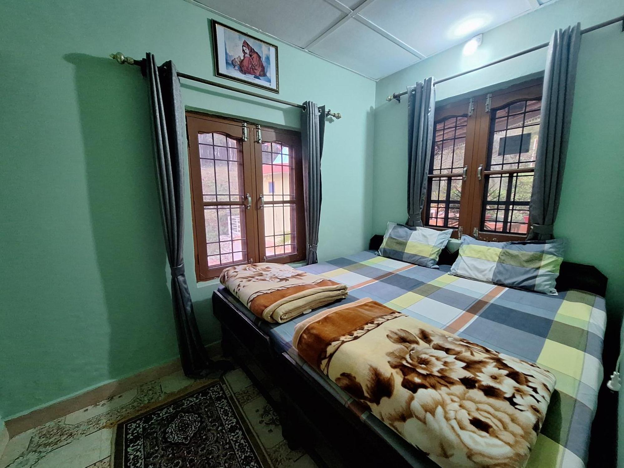 Tathastu Bir -Homestay ,Dorm,Hostel Eksteriør billede